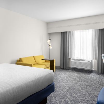 Guest Room With 1 King Bed, Sofabed And Fridge-Non-Smoking Hampton Inn Lexington Medical Center, KY Promo Code