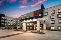 Hampton Inn & Suites by Hilton Irving DFW Airport North Отели в г. 