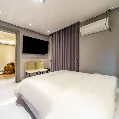 Vvip 4 Person Room With Pc & Massage Chair & Clothing Care Machine Incheon (Juan) on&Off 쿠폰