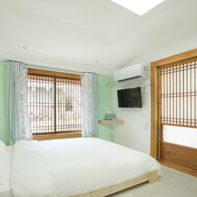 Saewatdek (Self house, reservations for 2 nights or more only)(Check-in 15:00) Jeju Saewatdak Stay 쿠폰