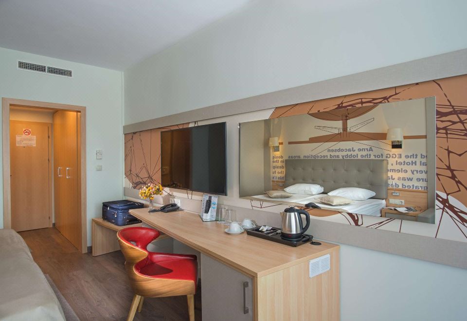 Effect Grand Victoria Hotel - Ultra All InclusiveTwin Room With Side Sea View