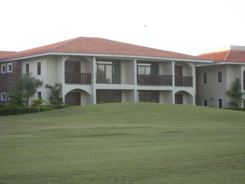 泳池景两卧室公寓