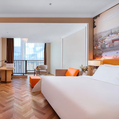 行政大床房（落地窗+電視投屏+小冰箱） 維也納酒店（濟南章丘政務中心大學城店）優惠