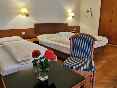 Hotel Adria Standard Triple Room