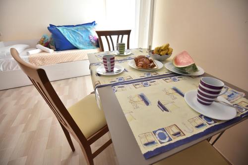 一卧室公寓（带阳台）