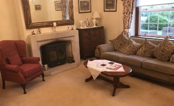 Lower Marsh Farm B&B - Housity
