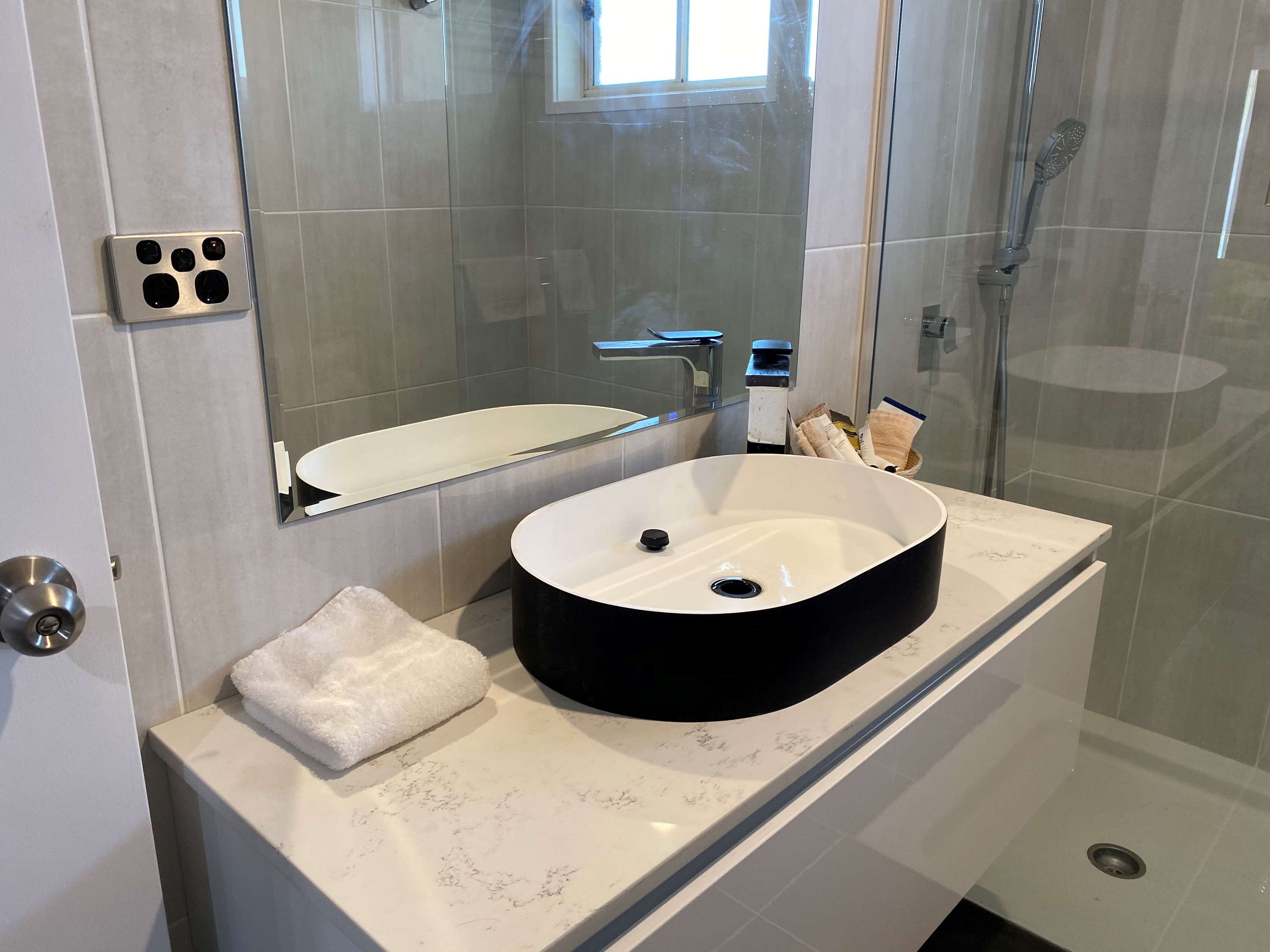 行政两卧室套房 - 带厨房