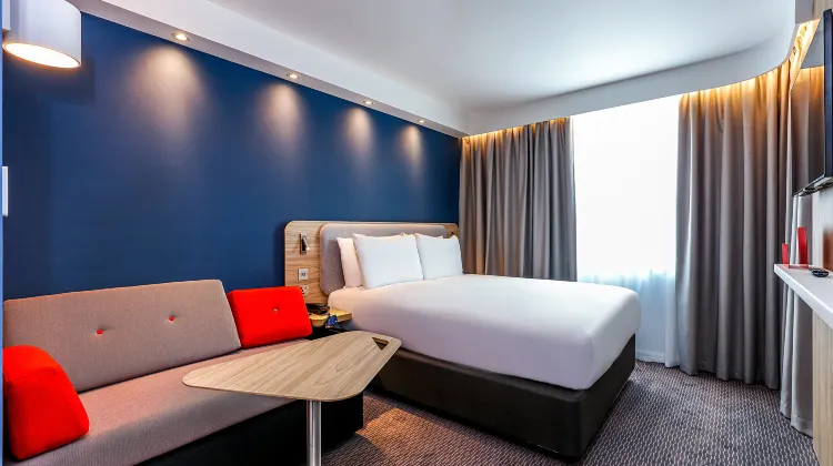 Holiday Inn Express - Exeter - City Centre, an IHG Hotel Exterior