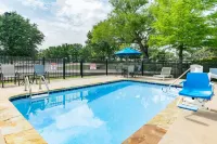 Microtel Inn & Suites by Wyndham Austin Airport