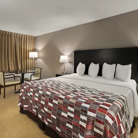 Red Roof Inn & Suites Cave City