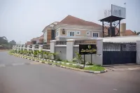 Lion Luxury Suites Отели в г. 