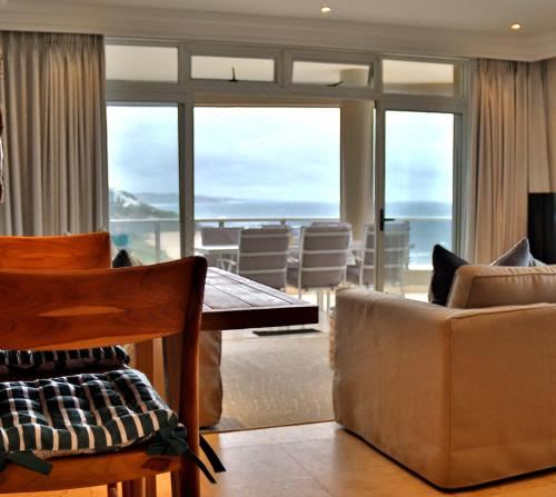 305 Ballito Manor Gardens, Ballito - with GeneratorSuperior Apartment