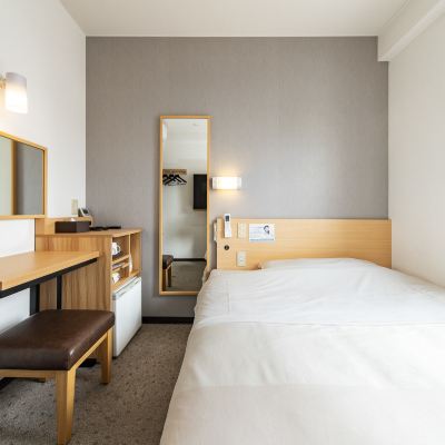 【禁煙】スタンダードルーム スーパーホテル四日市・国道１号沿 天然温泉　御在所岳の湯 クーポン