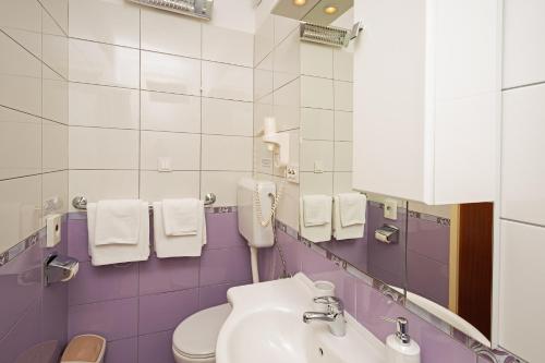 带露台一室公寓