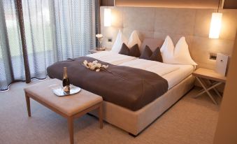 The Lodge Sporthotel - Golfclub Eppan - Housity