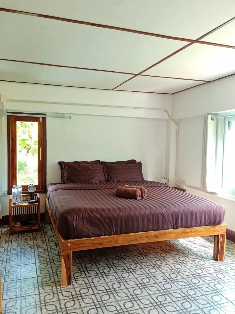 ห้องครอบครัวเตียงคู่หรือเตียงแฝด พร้อมระเบียง วิวภูเขา