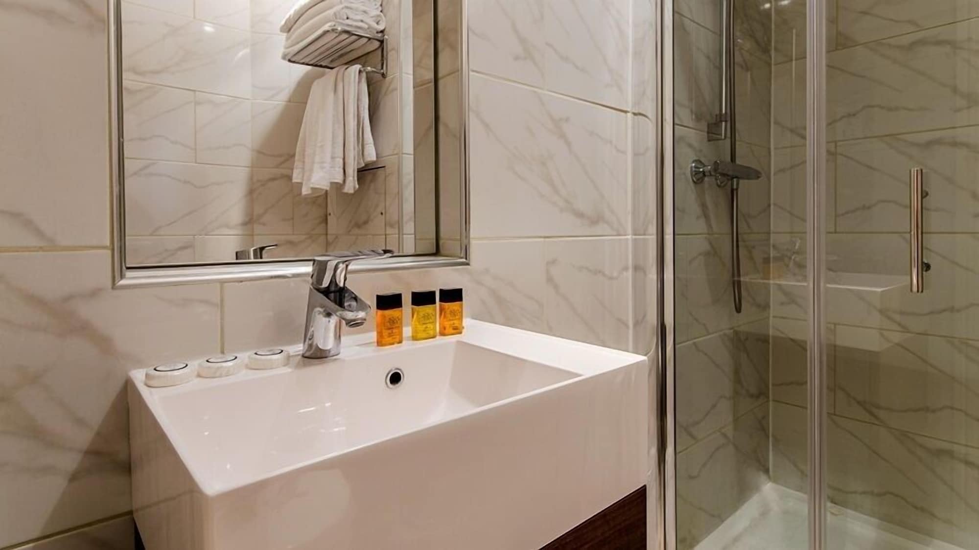 普通套房， 独立浴室