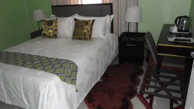 Gill Sleepover Guesthouse Отели в г. 