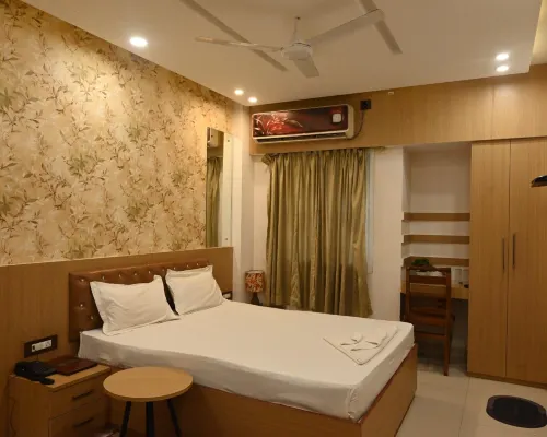 Hotel Sunshine & Restaurant Hotels in Purnea