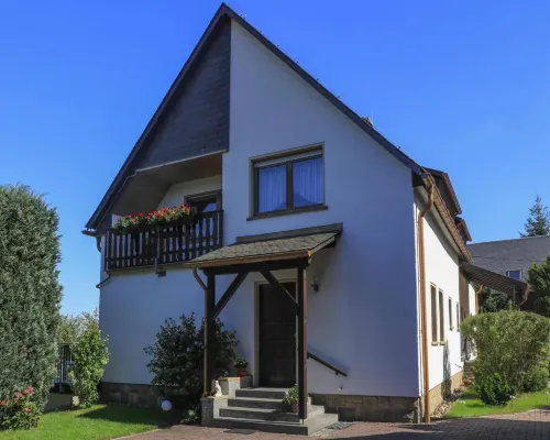 Ferienwohnung Basteiblick in Pirna シュトルッペンのホテル