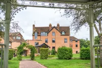 Guildford Manor Hotel & Spa Hotel di 