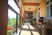 Villa Coral Guesthouse