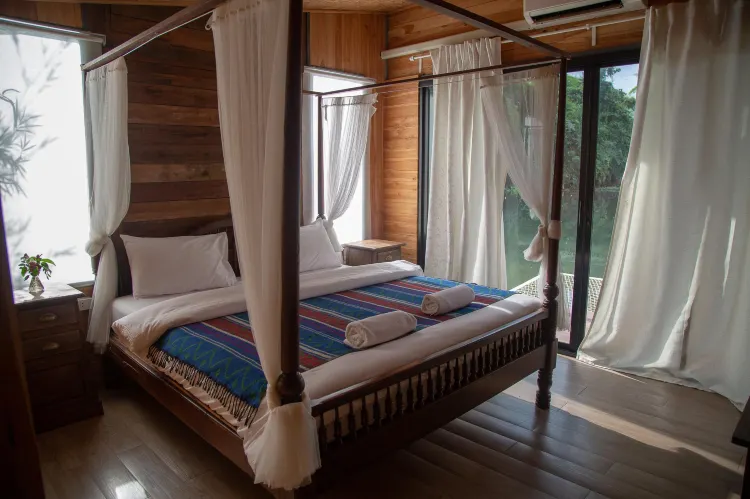 ห้องพักบนแพ