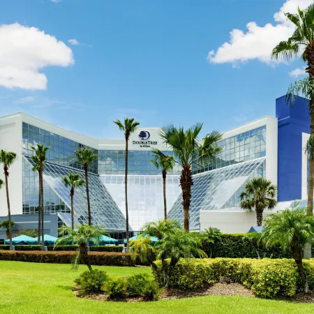 DoubleTree by Hilton Orlando Airport Hotel