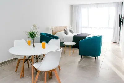 Ramada Residences by Wyndham Puerto Madryn CQ Mitre Hotel a 