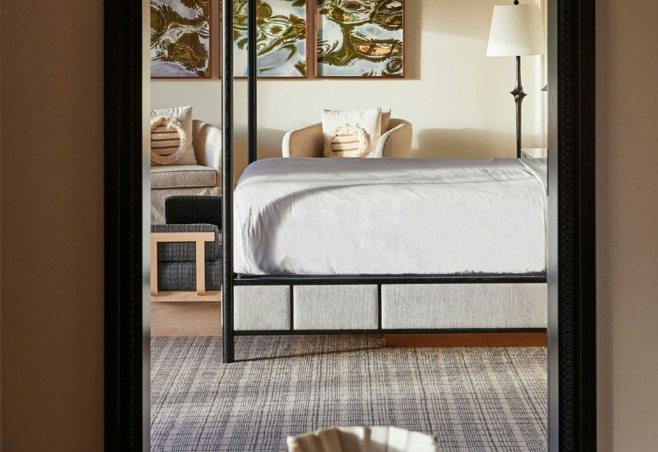 麗思卡爾頓海邊雙臥室套房（特大床）-帶陽臺