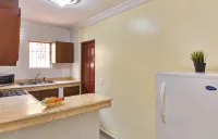 Modern 2Br Apartment Terrace Near Airport - Santo Domingo Este Hotels in 
