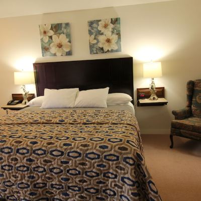 Studio, 1 Queen Bed, Accessible, Non Smoking Mariner's Cove Inn Promo Code