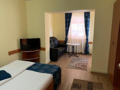 两卧室套房 - 带阳台