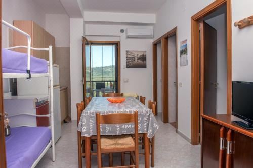 全景两卧室公寓