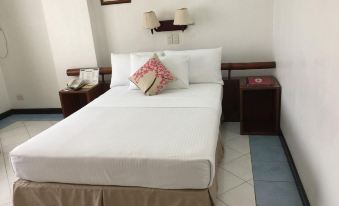 Soledad Suites - Housity