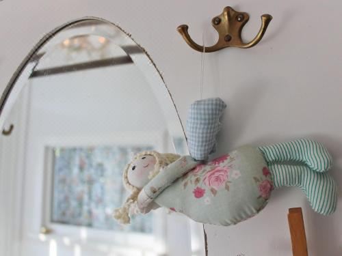 带阳台的两卧室公寓16/18/20