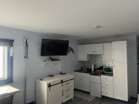 The Great Escape II. Newly renovated and beautiful Unit on Hampton Beach.