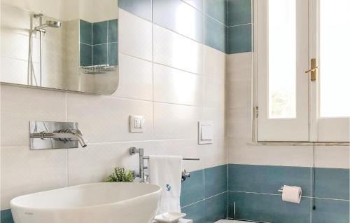 Villa MarinaFive-Bedroom Holiday Home