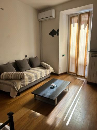 帶陽臺和海景的豪華雙人房