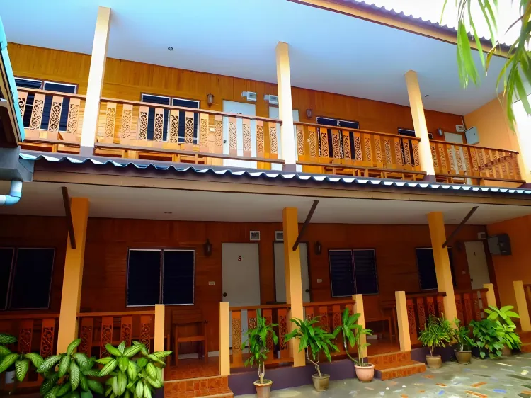 Raft Double Or Twin Room With Air-Conditioner