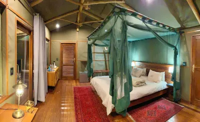 Ndhovu Safari Lodge Hotels in 