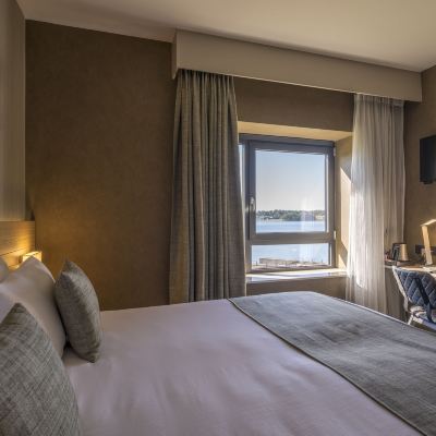 Comfort Studio, Kitchenette, Lake View (with Sofabed) Best Western Plus Golden Lakes Hotel Promo Code