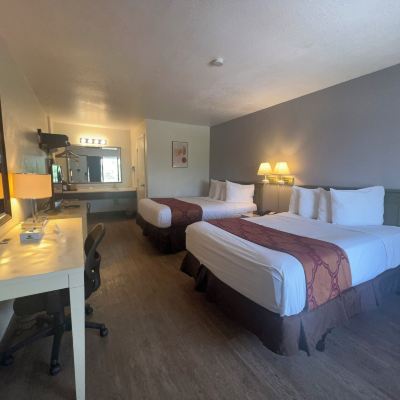 Traditional Double Room-Non Smoking Garden Inn Homestead Promo Code