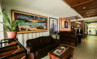 The Madeline Boutique Hotel & Suites - Housity