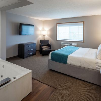 One-Bedroom King Suite with Whirlpool Paynesville Inn & Suites Promo Code