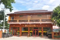 ชเว นาดี เกสท์เฮาส์ โรงแรมใน