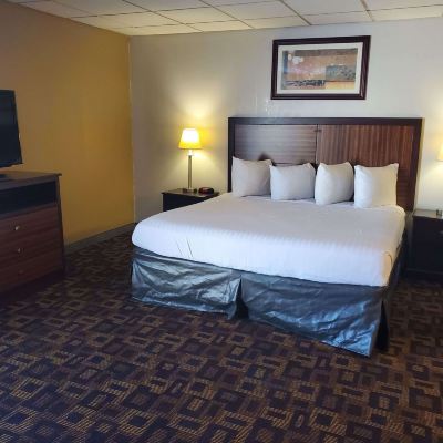 King Suite-Non-Smoking McPherson Hotel Promo Code