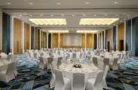 Maani Muscat Hotel & Suites