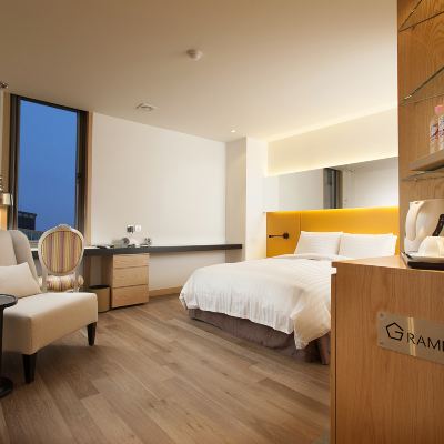 슈페리어 더블룸(23시까지 체크인가능) 호텔 그라모스 쿠폰