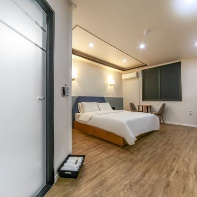 스탠다드룸 A Changwon Jinhae Hotel the One 쿠폰